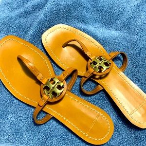 Tury Burch leather sandals size 9 women’s
